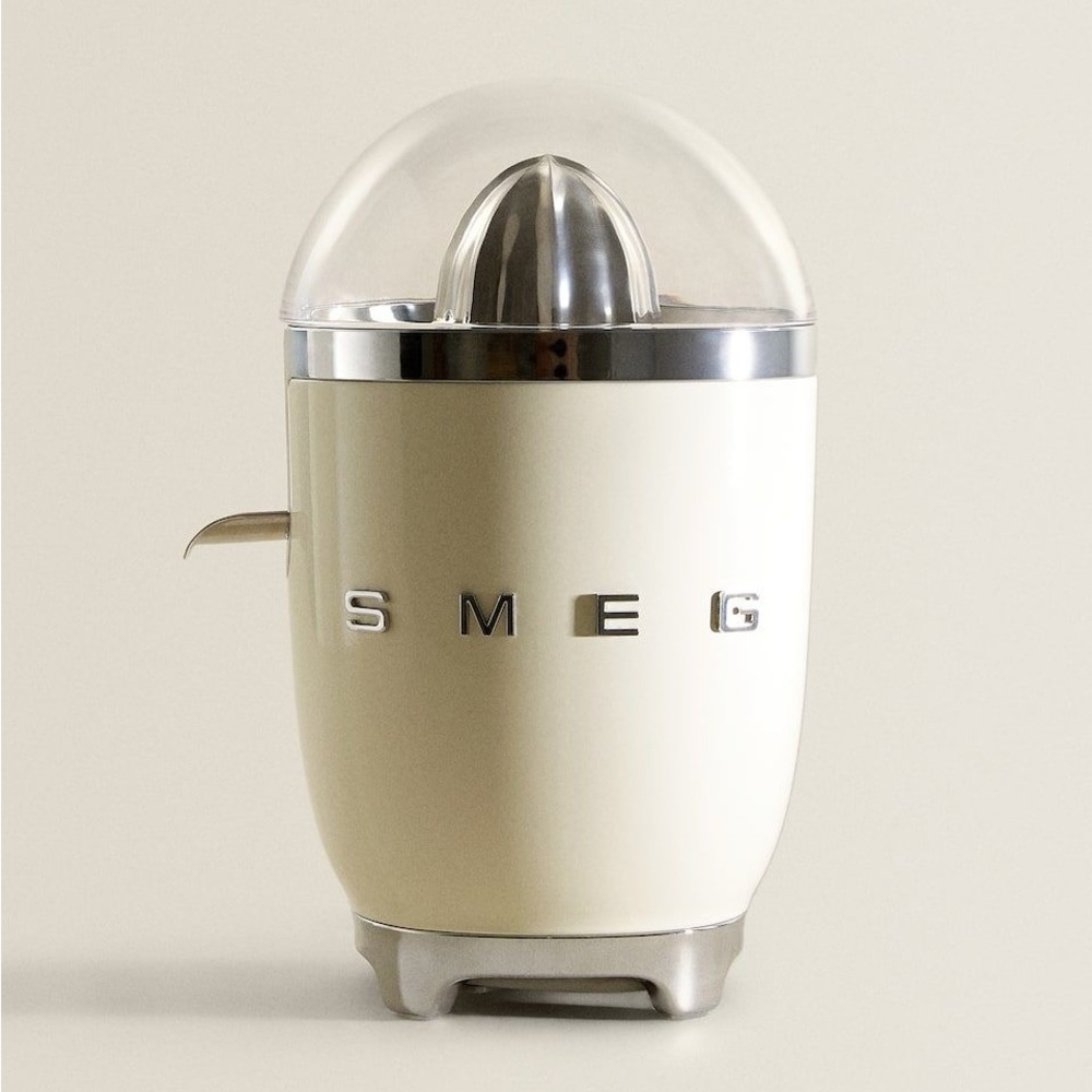 COPY - Smeg juicer